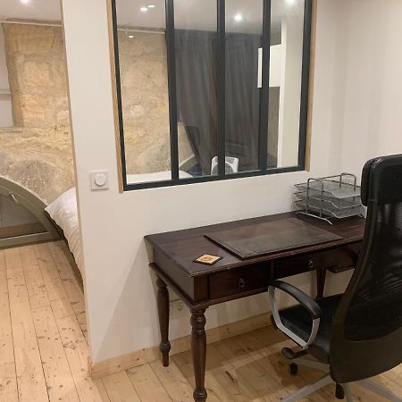 Chambre Avec Salle De Bain Et Cuisine Privee Centre Ville Historique Avec Climatisation Et Patio Burdeos Exterior foto